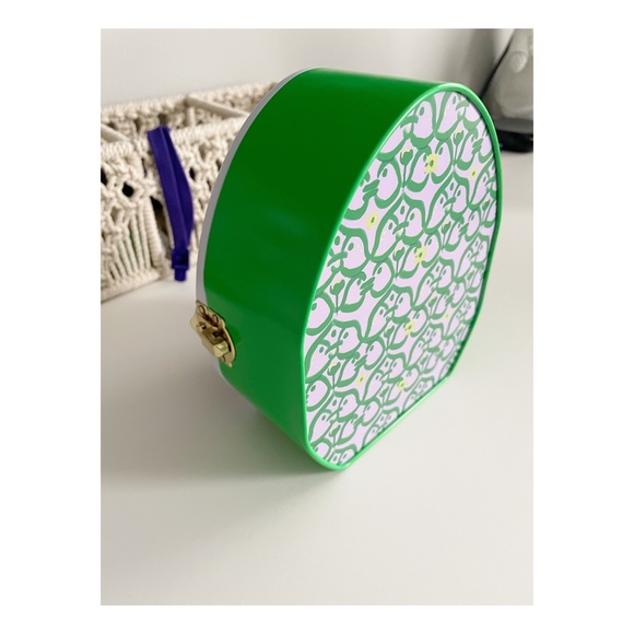 Drunk Elephant storage container - Picture 3 of 5